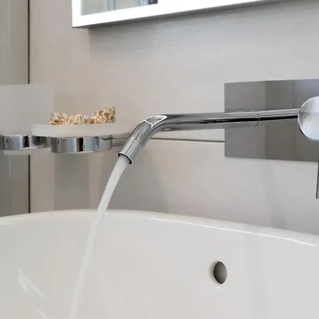 Reset Confort & Relax לינה וארוחת בוקר 3*